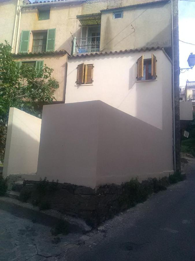 Charmant Petit Studio Proche Depart Gr20 Calenzana Dış mekan fotoğraf